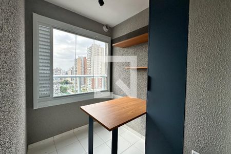Apartamento à venda com 31m², 2 quartos e sem vaga Apartamento à venda com 31m², 2 quartos e sem vagaVaranda