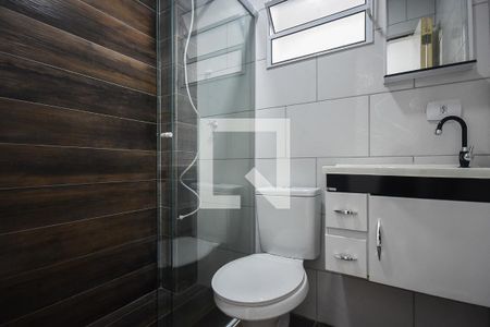 Banheiro de apartamento para alugar com 1 quarto, 28m² em Jardim Santo Antonio, São Paulo