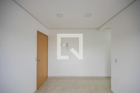 Sala de apartamento para alugar com 2 quartos, 28m² em Jardim Santo Antonio, São Paulo