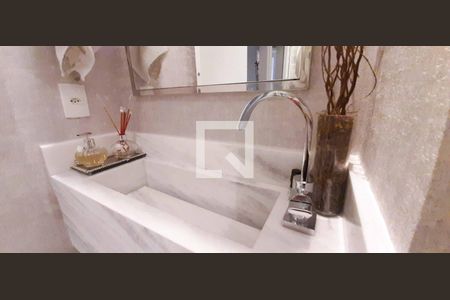 Apartamento à venda com 150m², 3 quartos e 2 vagasBanheiro Social