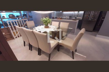 Apartamento à venda com 150m², 3 quartos e 2 vagasCozinha