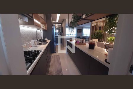 Apartamento à venda com 150m², 3 quartos e 2 vagasCozinha