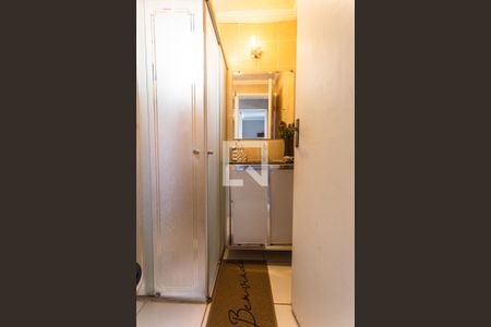 Apartamento à venda com 65m², 3 quartos e 1 vaga Apartamento à venda com 65m², 3 quartos e 1 vagaBanheiro Social