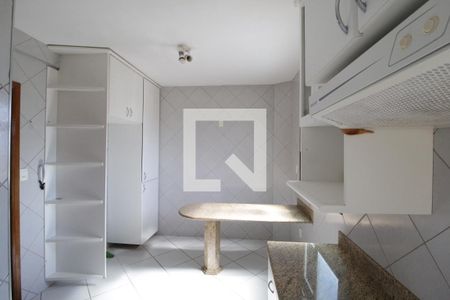 Apartamento para alugar com 296m², 4 quartos e 4 vagasCozinha