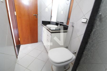 Apartamento para alugar com 296m², 4 quartos e 4 vagasBanheiro Social