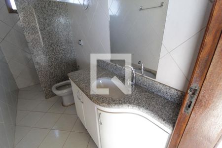Apartamento para alugar com 296m², 4 quartos e 4 vagasBanheiro Social