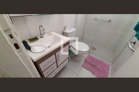 Casa à venda com 159m², 3 quartos e 2 vagasBanheiro