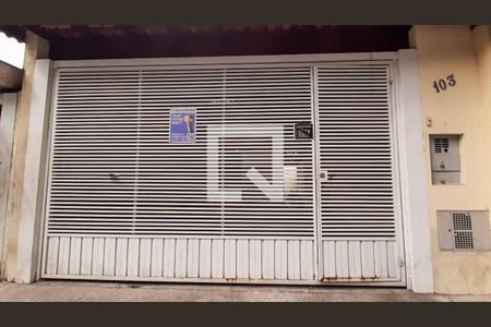 Casa à venda com 159m², 3 quartos e 2 vagasFachada da Casa