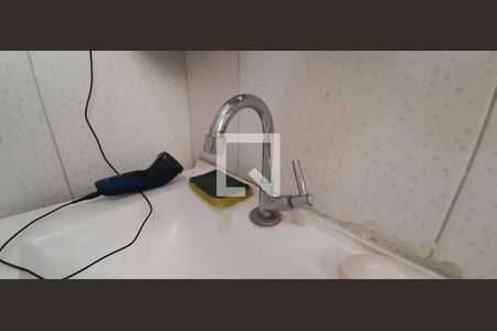 Casa à venda com 159m², 3 quartos e 2 vagasBanheiro