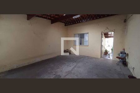 Casa à venda com 159m², 3 quartos e 2 vagasGaragem