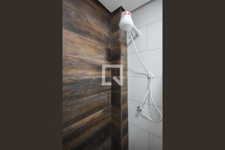 Apartamento para alugar com 28m², 1 quarto e sem vaga Apartamento para alugar com 28m², 1 quarto e sem vagaChuveiro do Banheiro