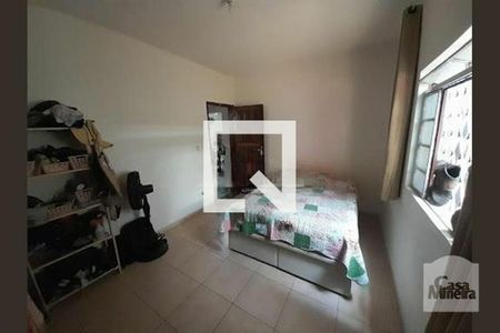 Quarto  de casa à venda com 3 quartos, 300m² em Santa Terezinha, Belo Horizonte