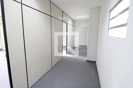 Casa à venda com 301m², 8 quartos e sem vagaHall dos quartos