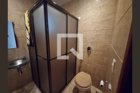 Casa à venda com 301m², 8 quartos e sem vagaBanheiro 3 do 2º imóvel 