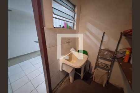 Casa à venda com 301m², 8 quartos e sem vagaÁrea de Serviço do 2º imóvel 