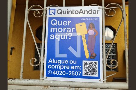 Casa à venda com 301m², 8 quartos e sem vagaPlaquinha instalada