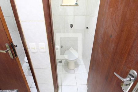 Casa à venda com 301m², 8 quartos e sem vagaBanheiro