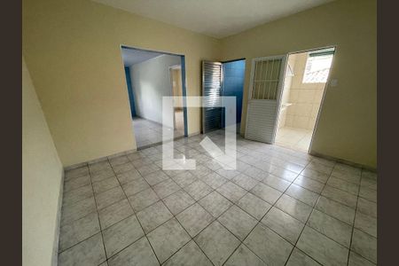 Sala de casa para alugar com 1 quarto, 55m² em Vila Dalva, São Paulo