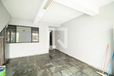 Casa à venda com 200m², 4 quartos e 1 vagaGaragem