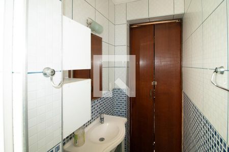 Casa à venda com 200m², 4 quartos e 1 vagaBanheiro 2