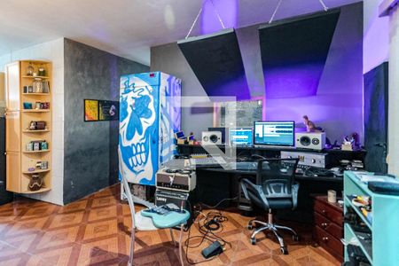 Casa para alugar com 300m², 3 quartos e 5 vagasSala de TV