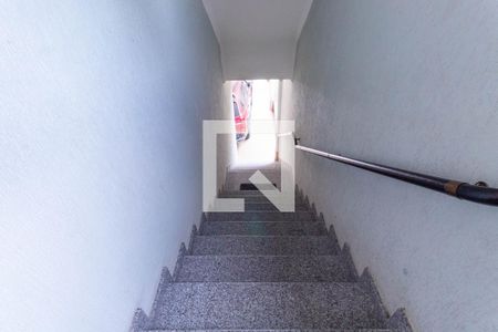 Apartamento para alugar com 53m², 1 quarto e sem vaga Apartamento para alugar com 53m², 1 quarto e sem vagaEscada