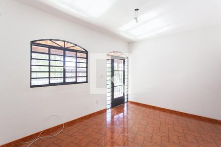 Sala 1 de casa para alugar com 3 quartos, 110m² em Mantiqueira, Belo Horizonte