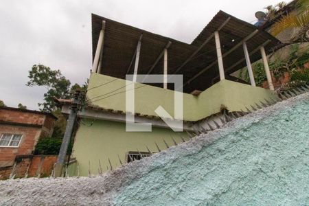Vista  de casa à venda com 1 quarto, 50m² em Cubango, Niterói