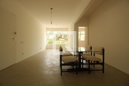 Apartamento à venda com 121m², 2 quartos e 1 vagaSala