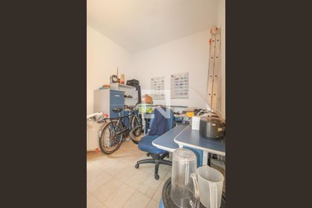 Casa à venda com 550m², 4 quartos e 5 vagas Casa à venda com 550m², 4 quartos e 5 vagasQuarto de Serviço