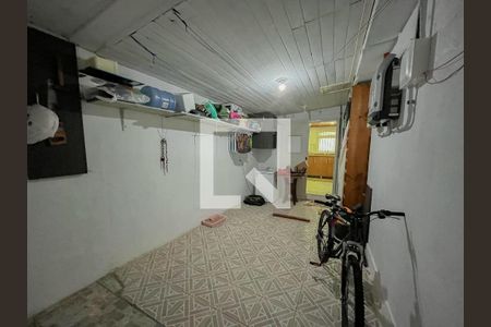 Casa à venda com 98m², 3 quartos e 1 vaga Casa à venda com 98m², 3 quartos e 1 vagagaragem