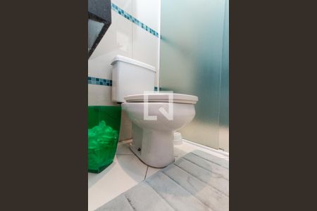 Banheiro da Suíte 1 de casa à venda com 2 quartos, 130m² em Parque Edu Chaves, São Paulo