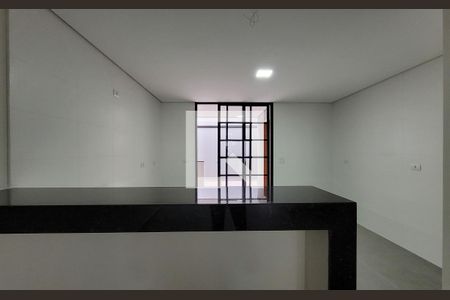 Casa à venda com 200m², 3 quartos e 2 vagas Casa à venda com 200m², 3 quartos e 2 vagasCozinha