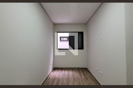 Casa à venda com 200m², 3 quartos e 2 vagas Casa à venda com 200m², 3 quartos e 2 vagasQuarto