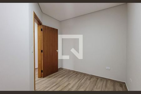 Casa à venda com 200m², 3 quartos e 2 vagas Casa à venda com 200m², 3 quartos e 2 vagasQuarto