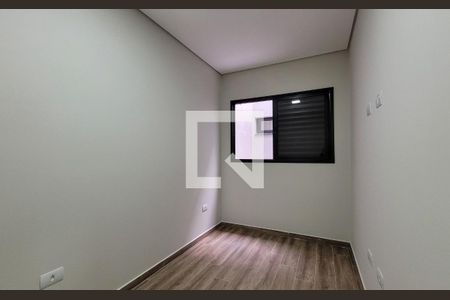 Casa à venda com 200m², 3 quartos e 2 vagas Casa à venda com 200m², 3 quartos e 2 vagasQuarto