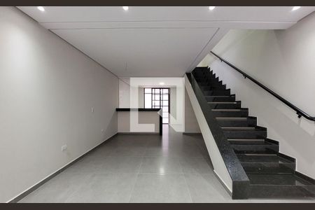 Sala de casa à venda com 3 quartos, 200m² em Vila Francisco Matarazzo, Santo André