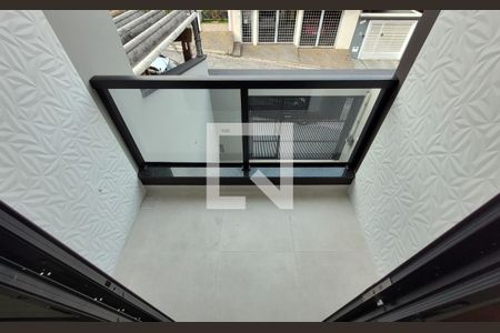 Casa à venda com 200m², 3 quartos e 2 vagas Casa à venda com 200m², 3 quartos e 2 vagasSacada