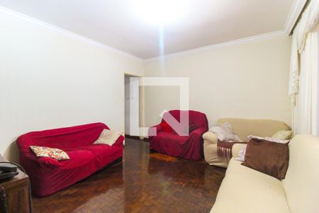 Sala de casa à venda com 3 quartos, 197m² em Vila Carmosina, São Paulo