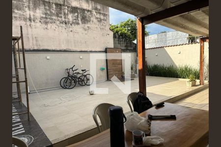 Casa à venda com 2 quartos, 234m² em Taquara, Rio de Janeiro