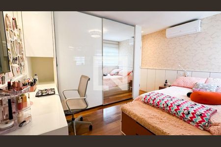 Apartamento à venda com 3 quartos, 210m² em Campo Belo, São Paulo