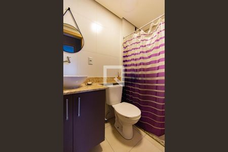 Apartamento para alugar com 122m², 2 quartos e 1 vaga Apartamento para alugar com 122m², 2 quartos e 1 vagaBanheiro do Quarto 1