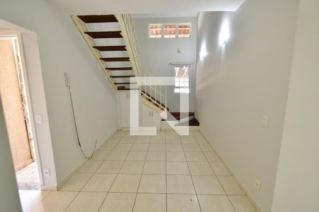 Sala 1 de casa de condomínio à venda com 3 quartos, 188m² em Real Parque, Campinas