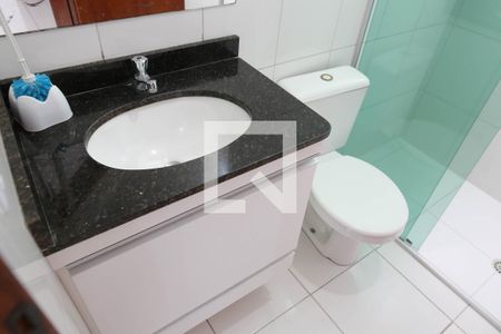 Apartamento para alugar com 49m², 2 quartos e 1 vaga Apartamento para alugar com 49m², 2 quartos e 1 vagaBanheiro da Suite