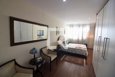 Apartamento à venda com 127m², 2 quartos e 2 vagasSuíte