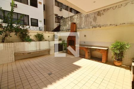 Apartamento à venda com 127m², 2 quartos e 2 vagasÁrea comum - Churrasqueira