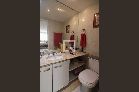 Apartamento à venda com 127m², 2 quartos e 2 vagasBanheiro da Suíte