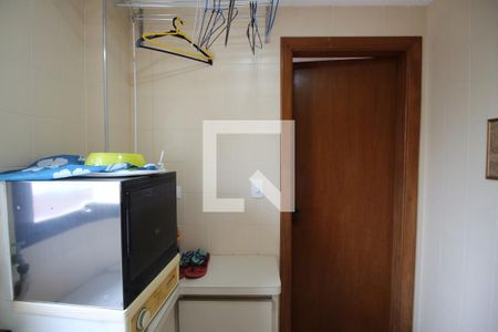 Apartamento para alugar com 115m², 4 quartos e 1 vagaÁrea de Serviço