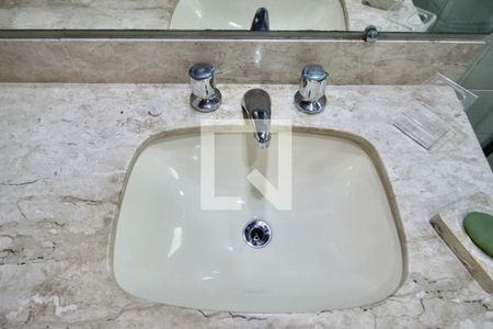 Apartamento para alugar com 115m², 4 quartos e 1 vagaBanheiro Suíte