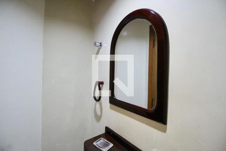 Lavabo de apartamento para alugar com 4 quartos, 115m² em Balneario Cidade Atlantica, Guarujá